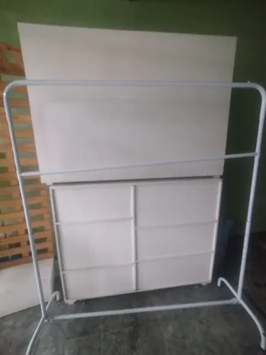 Arara de roupa