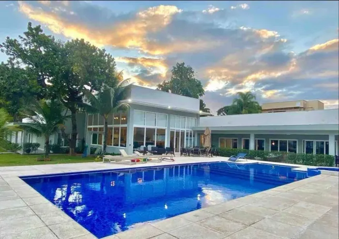 Casa com 7 dormitórios à venda, 930 m² por R 15.000.000,00 - Tenório (Praia Vermelha) - Ub