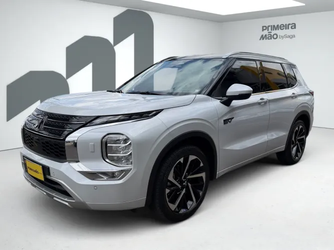 Mitsubishi Outlander Signature 2.4 4X4 AUT (híb) 2026