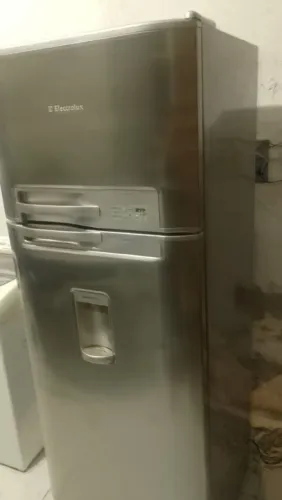 Geladeira eletrolux