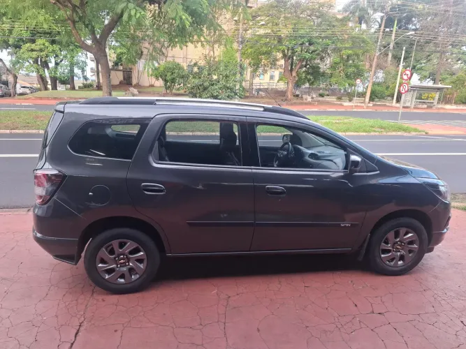 Chevrolet Spin Advantage 1.8 8V Econo.flex 5P Aut. 2018