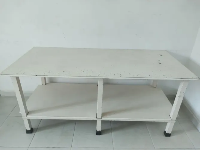 Mesa Bancada de Ferro Reforçada.