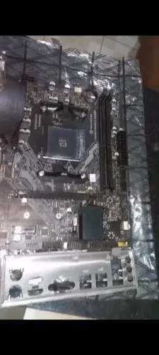 Placa mãe com avaria