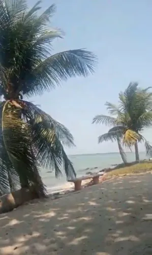 Casa pertinho da praia Araruama