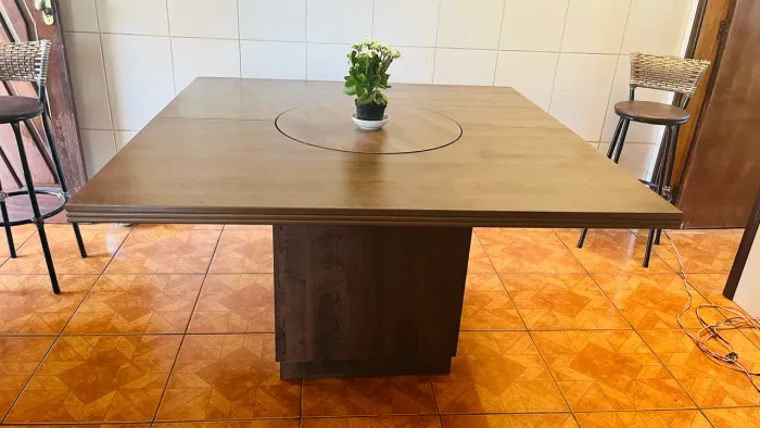 Mesa de jantar 8 lugares em Campo Mourão 