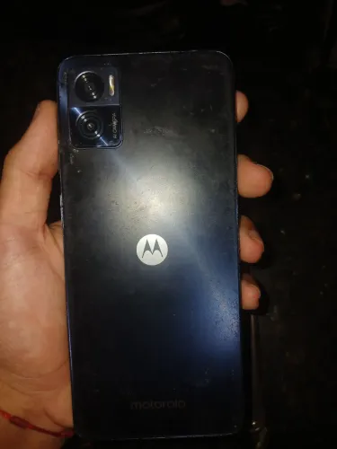 Moto E22