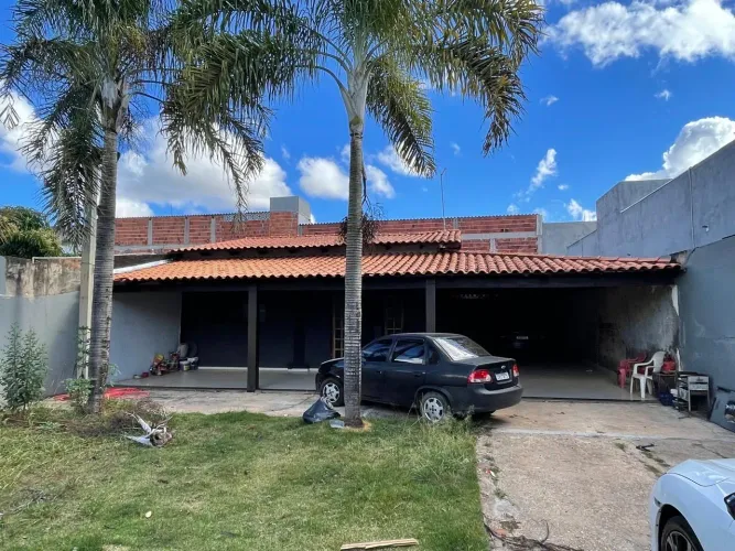 Casa condomínio Califórnia 400 mts