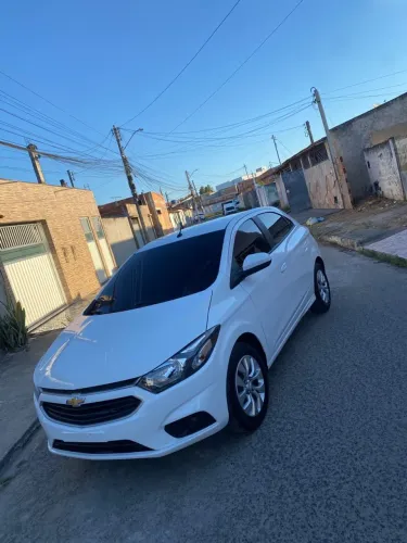 Chevrolet Onix Hatch LT 1.4 8V Flex Mec. 4P 2018