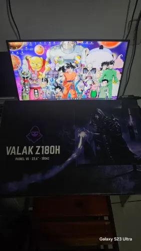 Monitor Gamer Mancer 180hz 1 ms + fone Gamer Fortrek Crusader com RGB
