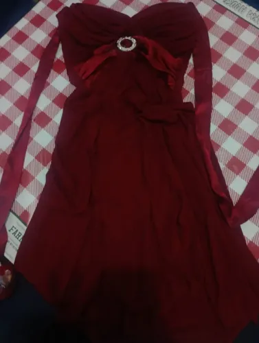 Vendo vestido de formatura gótico.