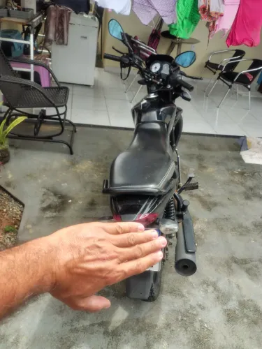 Repasso a moto e no meu nome!
