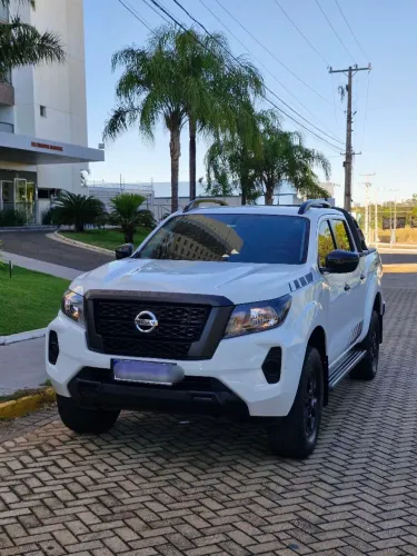 Nissan Frontier Attac.cd 4X4 2.3 Bi-TB Die. AUT 2023