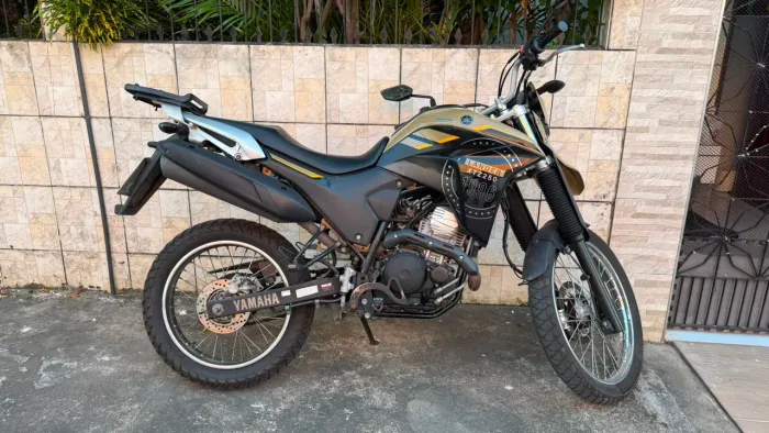 Xtz Lander 250 pelo WhatsApp