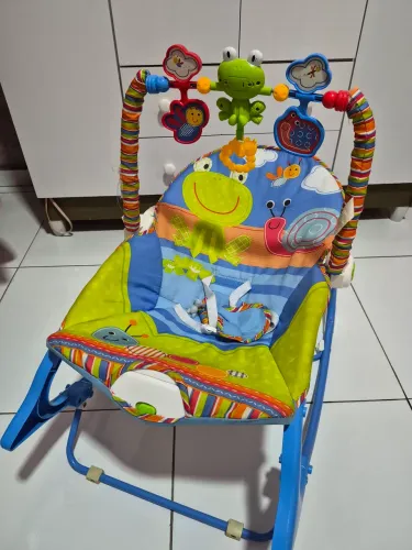 Cadeirinha de balanço