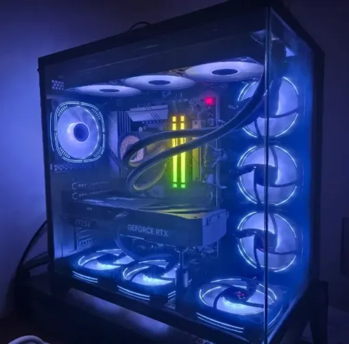 PC Gamer Ryzen 9950x + RTX 5070 Ti 16Gb + 64Gb DDR5 + 1Tb SSD