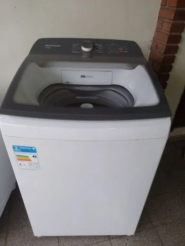 Máquina de lavar roupa de 12 kg, novinha, funcionando perfeitamente, automatica, Brastemp 