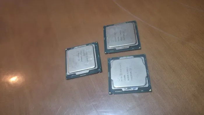 Processadores intel i7 e pentium