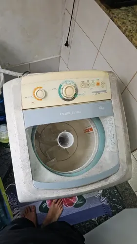 Consul Facilite 10Kg (Problema no gabinete, o resto funciona)