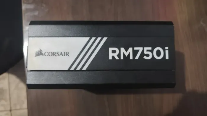 Fonte Corsair RM750i