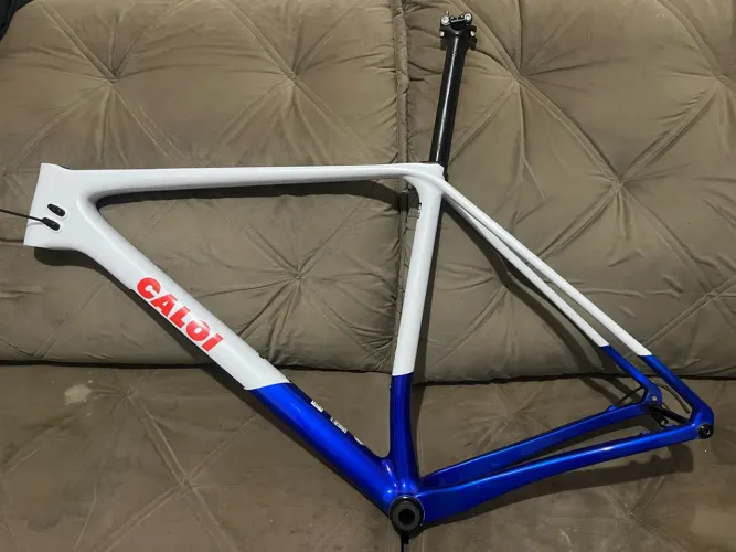 Quadro Caloi Elite Team de Carbomo XL/21