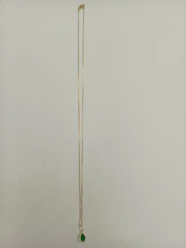 Correntinha de ouro 18k com pingente, tamanho 45cm.