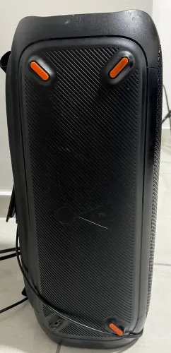 Vende se JBL partybox original