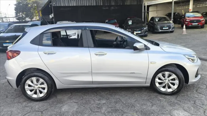 Chevrolet Onix Hatch LT 1.0 12V Flex Mec. 4P 2022