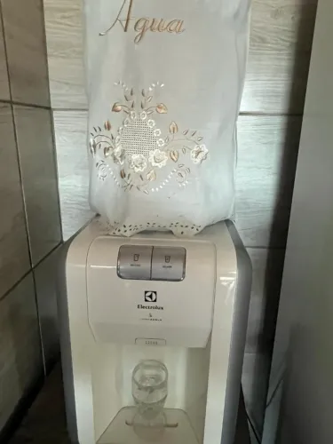 BEBEDOURO ELECTROLUX COM COMPRESSOR