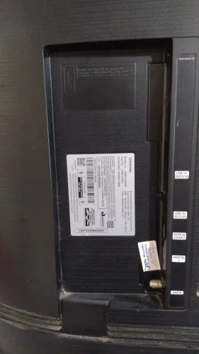 Tv usada Samsung 49 com defeito pra tirar peças 
