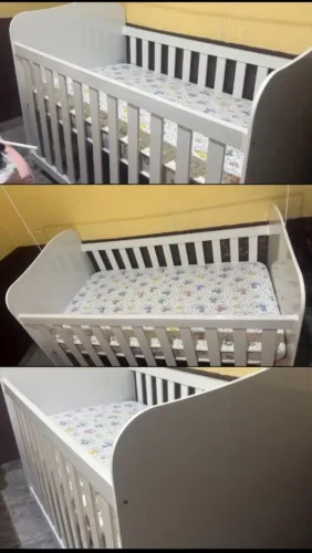 Berço com poucos dias de uso.