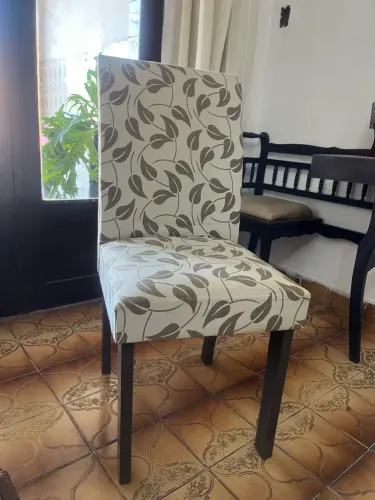 Conjunto com 6 Cadeiras para sala de jantar (Estofadas) + Capas