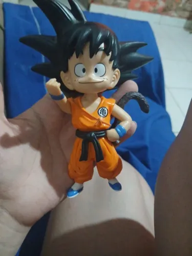 Boneco goku