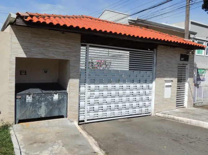 SOBRADO GEMINADO EM CONDOMÍNIO FECHADO - CONFORTO E SEGURANÇA NO BAIRRO NOVO MUNDO