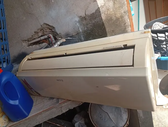 Ar condicionado tirar peças 