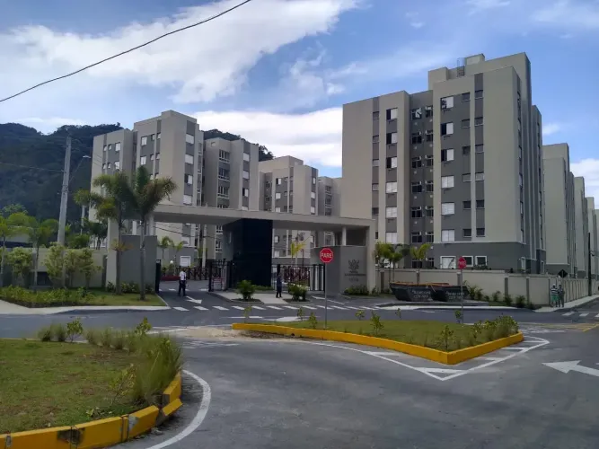 VENDA- Apartamento 2 quartos (1 suíte) com vaga no Quarteirão Italiano - Petrópolis - RJ