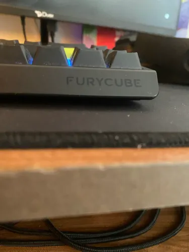 Teclado Magnético Furycube M68he