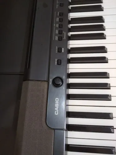 Piano CDP 100 usado bom ... funciona como controlador midi 