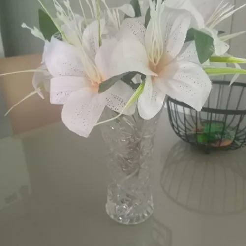 Vende se vaso com plants artificial