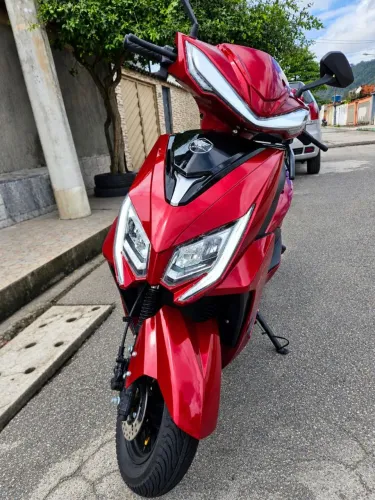 Moto elétrica nova.
