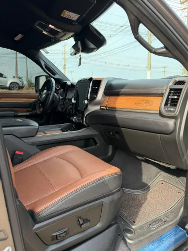 Ram 3500 Limited Longhorn 6.7 TB CD Diesel 2024