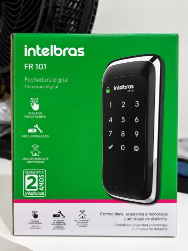 Fechadura digital Intelbras FR 101, nova e na caixa