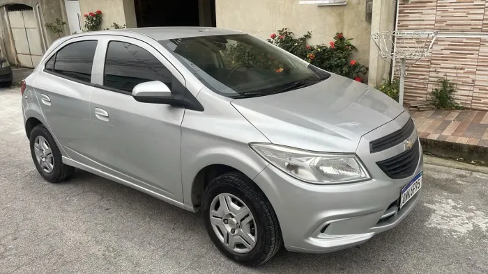 Chevrolet Onix JOY Hatch 1.0 8V Flex Mec. 4P 2018