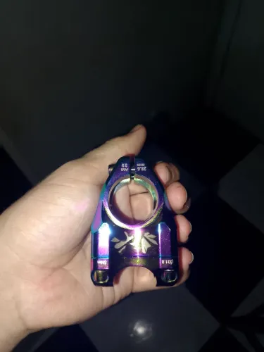 Avanço de Guidão 35mm Oil Slick - Excelente