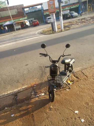 Scooter elétrica