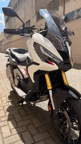 Honda X-ADV 750 - 2024 R$ 83.990,00