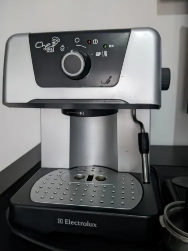 Máquina de Café Espresso Electrolux