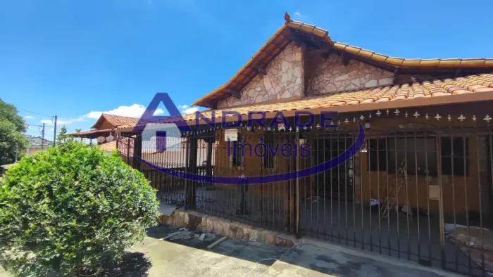 Casa com 3 quartos para alugar em Contagem