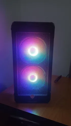 PC Gamer compacto