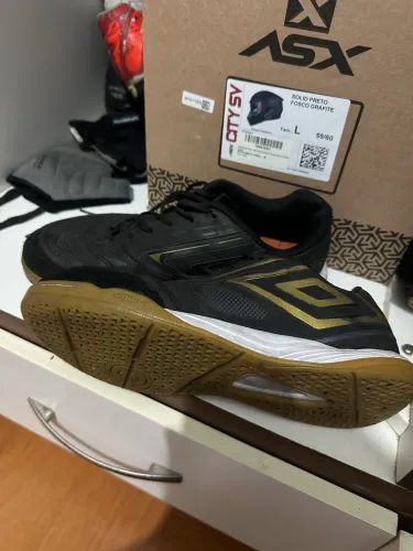 Chuteira Umbro pro 5 Club