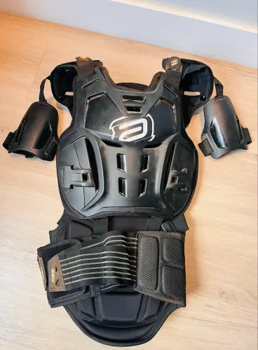 Colete motocross integral AWS